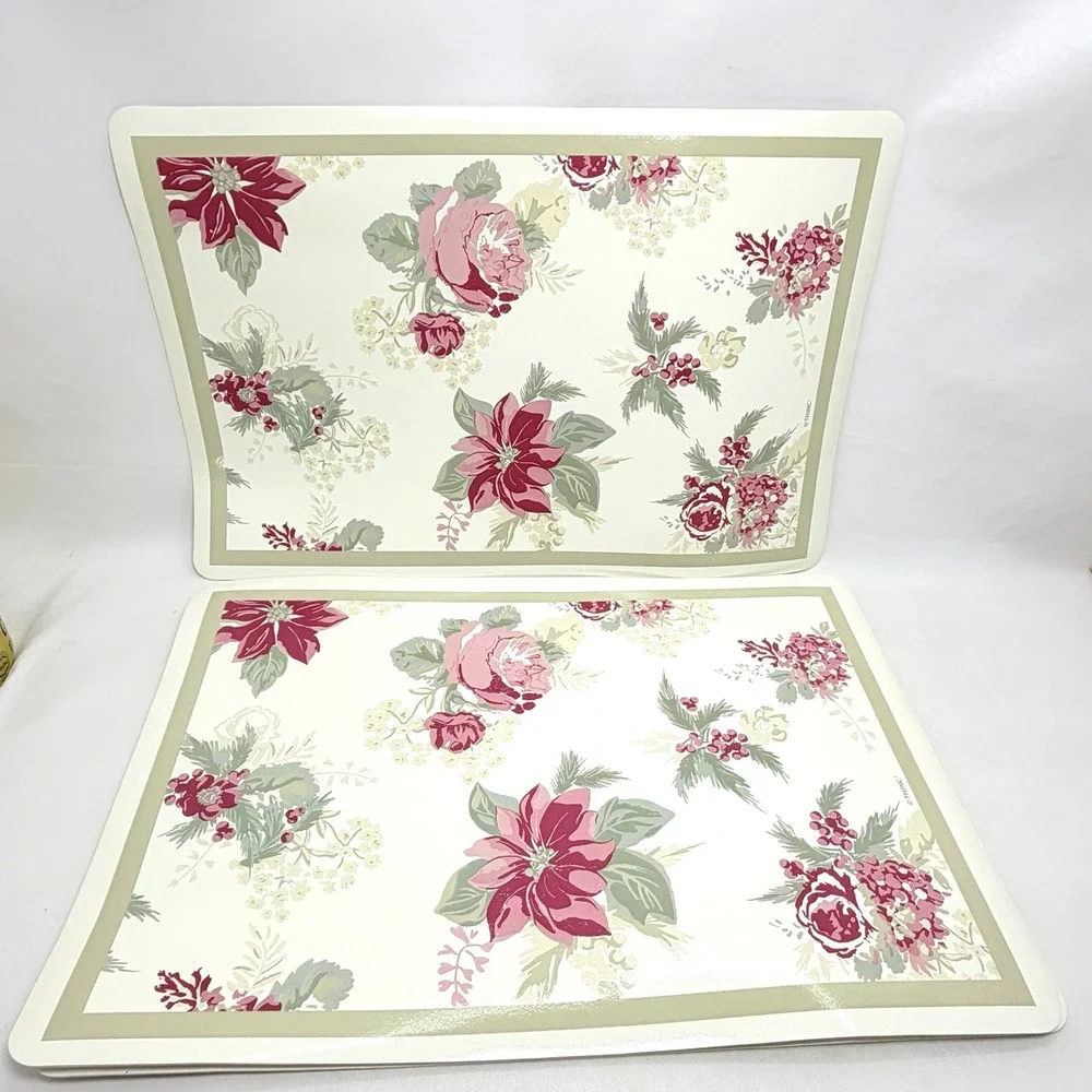 Vintage 4 Christmas Placemats Holiday Time Vinyl Foam Floral Poinsettia Cottage